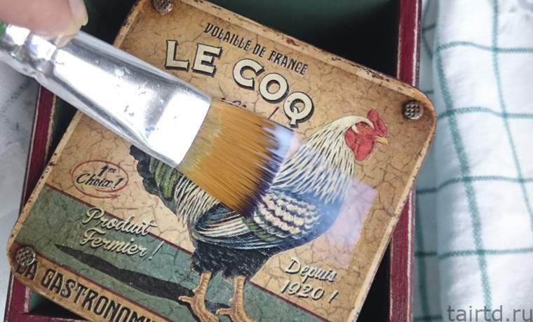 Декупаж новогоднего подсвечника «Le Coq»