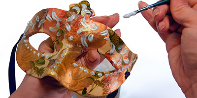 новогодняя маска, моделирующая гель-паста