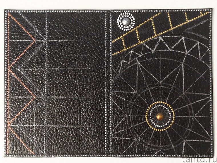 Стильная мужская обложка для паспорта в технике точечной росписи