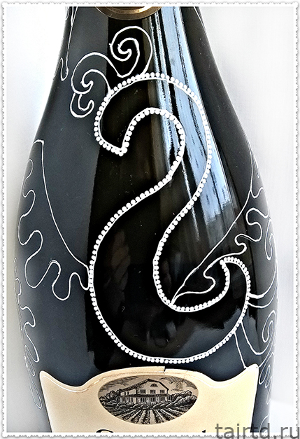 Роспись бутылки шампанского