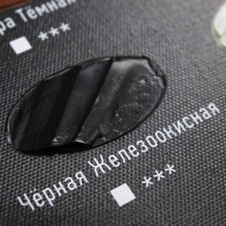 Художественные акриловые краски Чёрный железоокисный, краска "Акрил-Арт", банка 100 мл на оптовом сайте бренда ТАИР